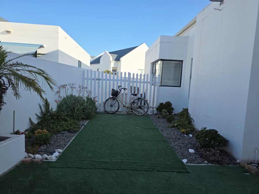 3 Bedroom Property for Sale in Blue Lagoon Western Cape